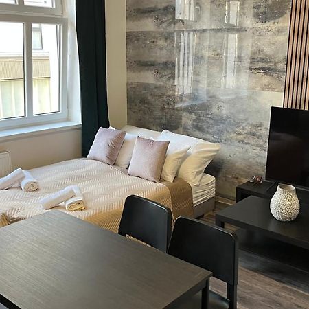 Downtown Boutique Apartments 리베레츠 외부 사진