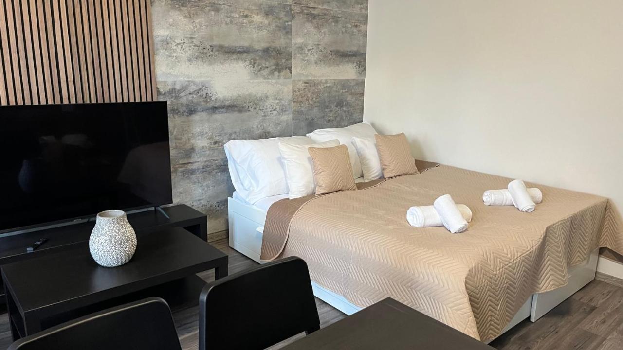 Downtown Boutique Apartments 리베레츠 외부 사진