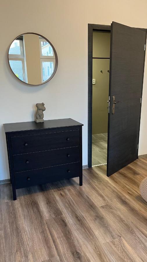 Downtown Boutique Apartments 리베레츠 외부 사진